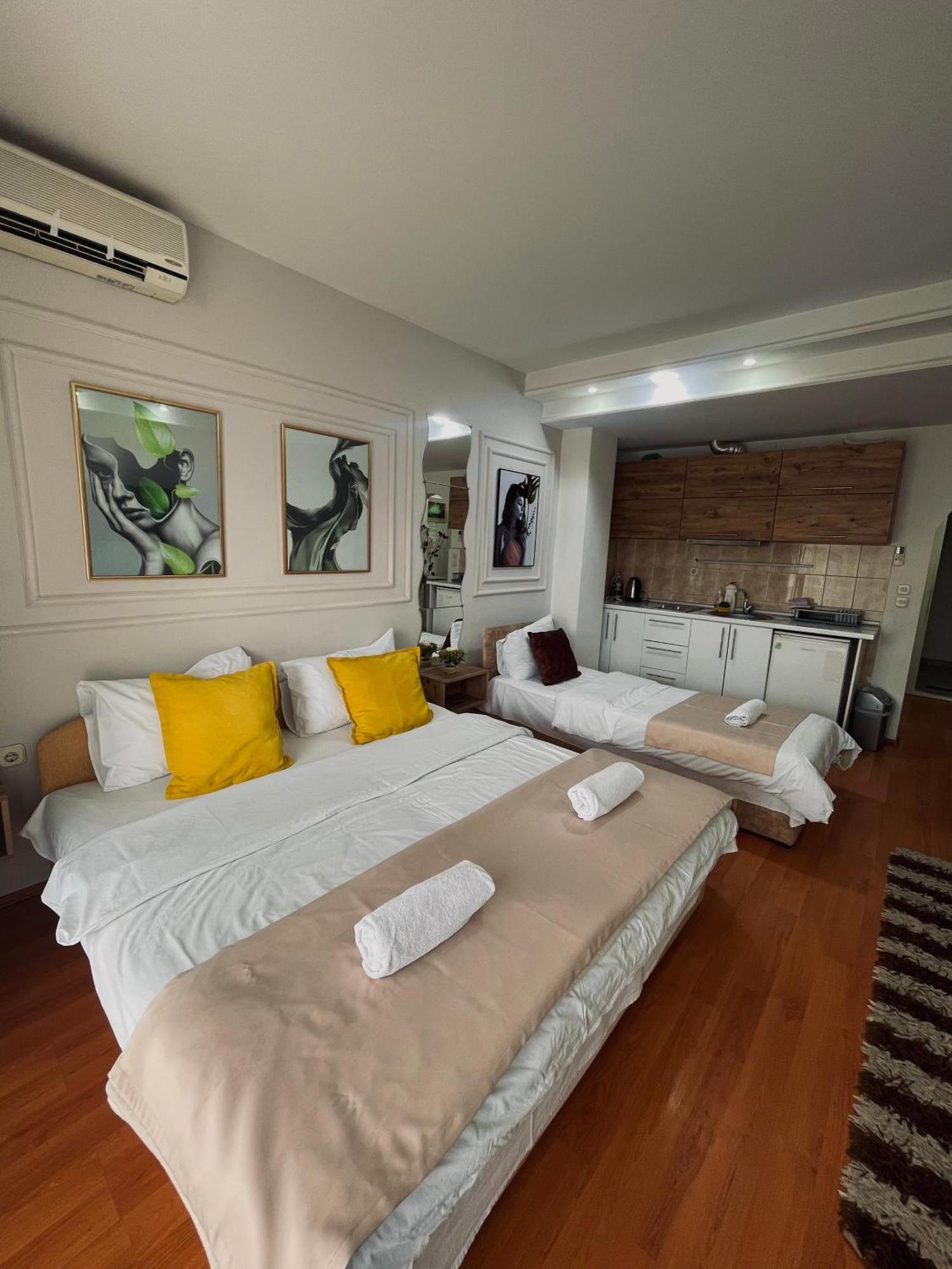 Exclusive Apartments With Lake View Охрид Екстериор снимка